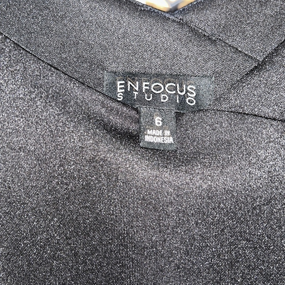 Black dress size 6 - Picture 3 of 3
